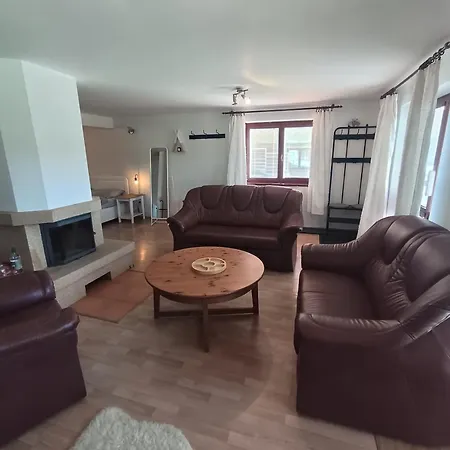 štúdiový Mango *